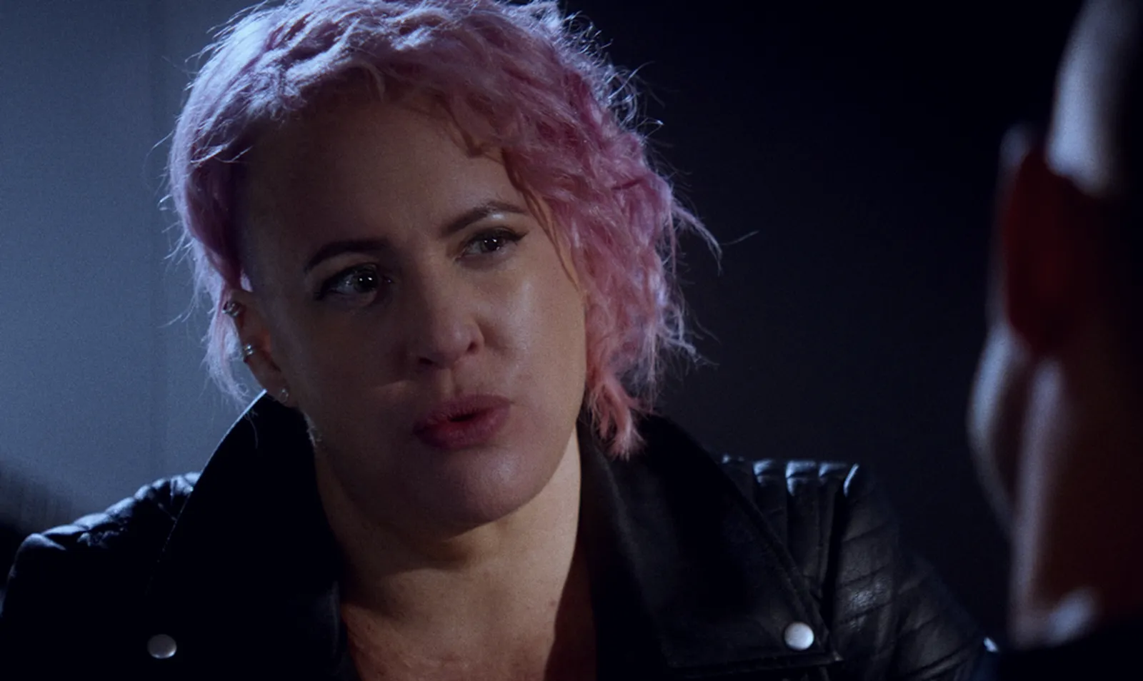 Sacha Horler as Steele